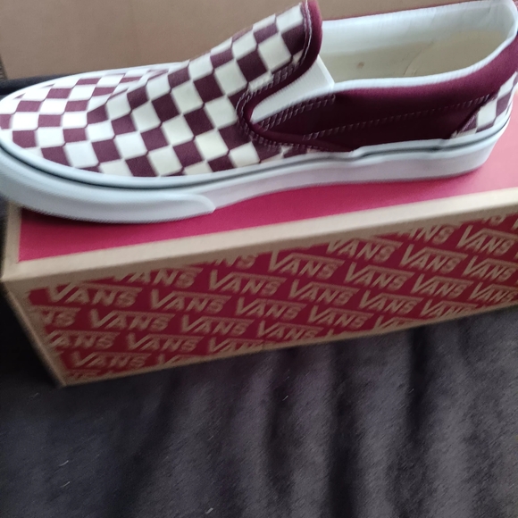 Brand New VANS Classic Slip-On Checkerboard Tennis Shoe 👟 - Picture 5 of 14